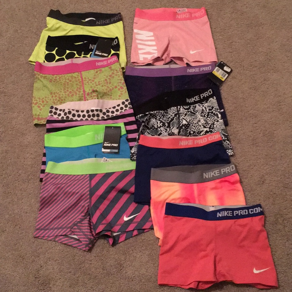 Nike Pro - Picture 1 of 1